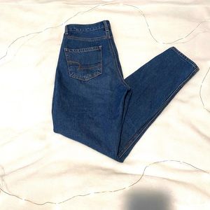 AE size 4 high waisted mom jeans